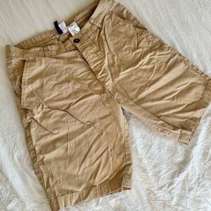 H&M Men’s 100% Cotton Khaki Shorts (Size 30/8.5” Inseam)